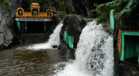 Kalhattagiri falls